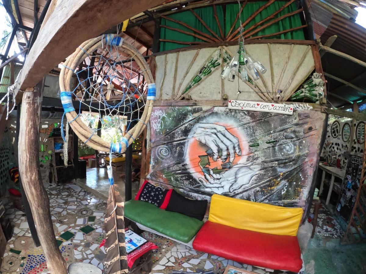 Reciclarte Galeria Hostal Capurgana Ngoại thất bức ảnh