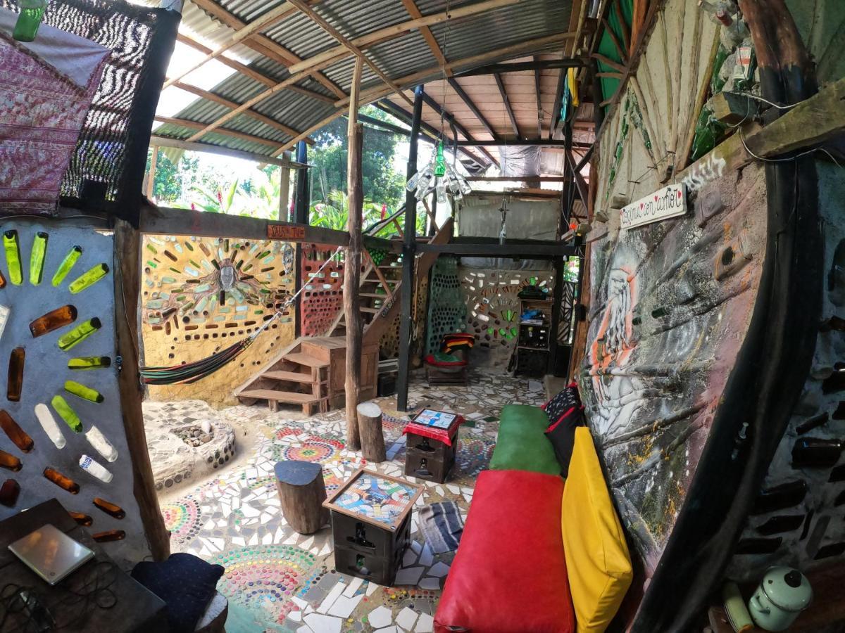 Reciclarte Galeria Hostal Capurgana Ngoại thất bức ảnh